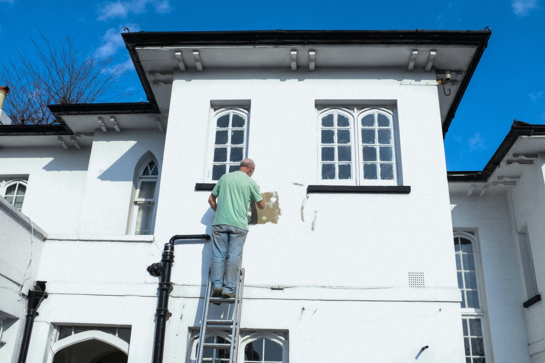Freshly painted exterior of a Herefordshire home